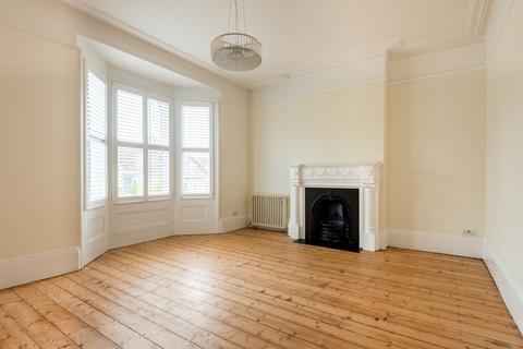 5 bedroom terraced house to rent, Queens Park Road, Brighton BN2