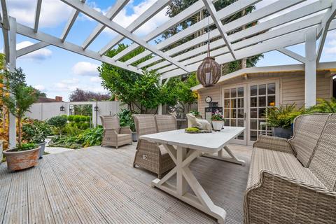 215 Welbeck Road, Carshalton, SM5 1LN