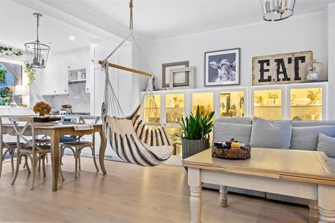 215 Welbeck Road, Carshalton, SM5 1LN