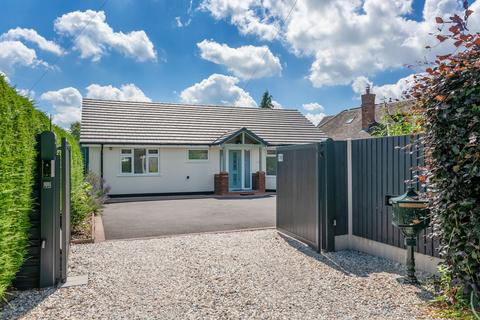 4 bedroom detached bungalow for sale, Earlswood Common, Earlswood, B94