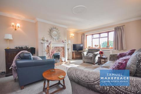 4 bedroom detached house for sale, Basnetts Wood, Endon, Stoke-on-Trent