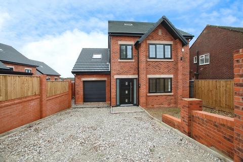 5 bedroom detached house for sale, Lancaster Street, Chorley PR7