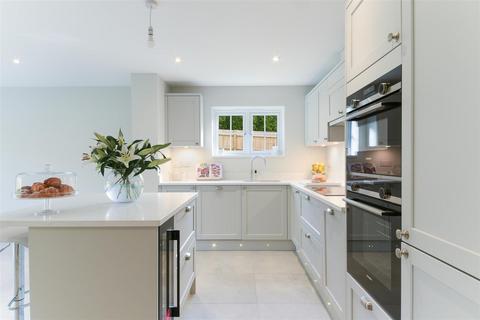 4 bedroom detached house for sale, Tot Hill Lane, Headley, Epsom