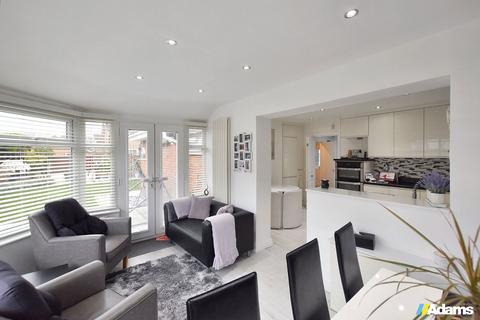 79 Aviemore Drive, Fearnhead, Warrington, WA2 0TH