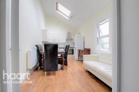 3 bedroom flat to rent, Norfolk Road, London, E17