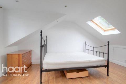 3 bedroom flat to rent, Norfolk Road, London, E17