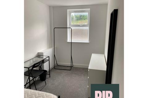 3 bedroom ground floor flat to rent, Bristol BS4