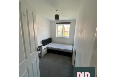 6 bedroom house to rent, Slade Baker Way, Bristol BS16