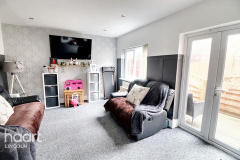 3 bedroom end of terrace house for sale, Marlowe Drive, Lincoln