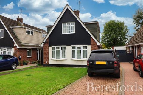 3 bedroom detached house for sale, Tyelands, Billericay, CM12