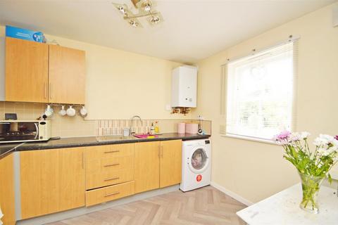 3 bedroom end of terrace house for sale, Wilfred Owen Close, Shrewsbury