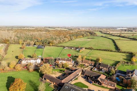 4 bedroom semi-detached house for sale, Chase Farm Cottages, Milton Keynes MK17