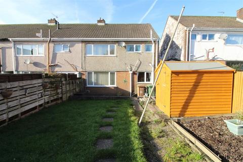 3 bedroom end of terrace house for sale, Llanerch Road, Crumlin NP11