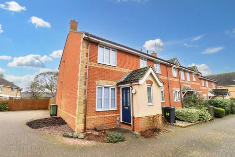 2 bedroom end of terrace house for sale, Keeble Way, Braintree