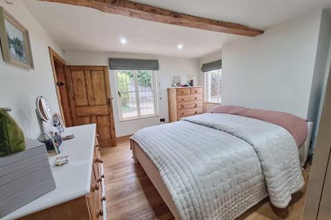 1 Hexton Road, Barton Le Clay, Bedford, MK45 4JY