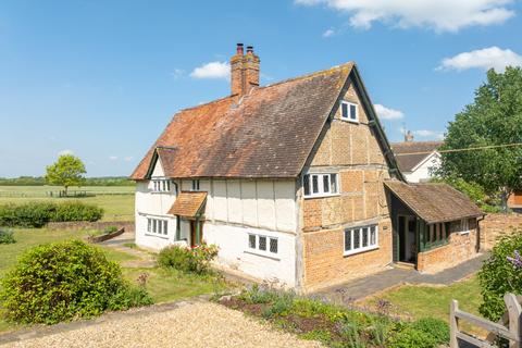 undefined, Hulcott, Aylesbury, Buckinghamshire, HP22