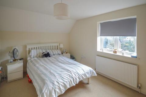 3 bedroom detached house to rent, Brook Road, Stansted