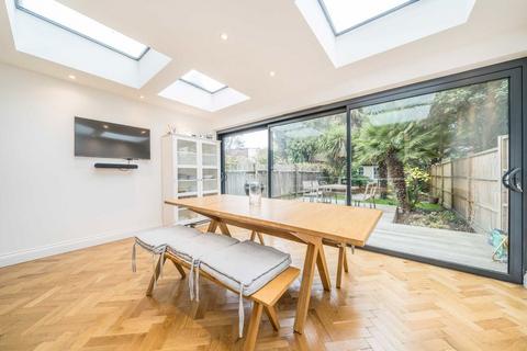 3 bedroom terraced house for sale, Thornhill Road, Surbiton KT6