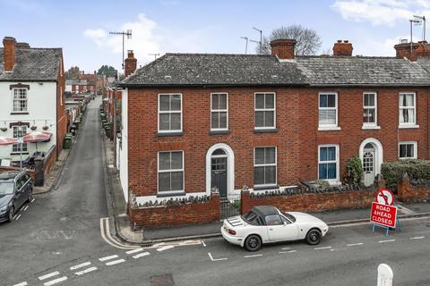 3 bedroom end of terrace house for sale, Worcester,  Worcestershire,  WR1