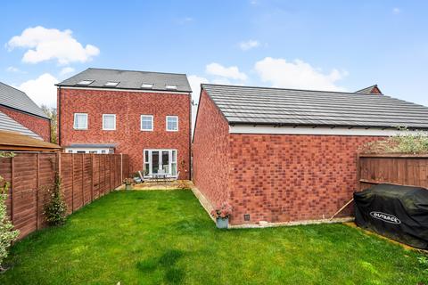 3 bedroom semi-detached house for sale, Leechpool Way, Bristol BS37