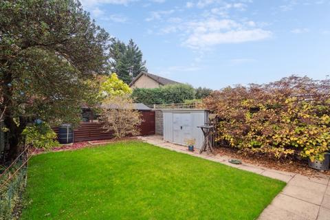 3 Thorn Drive, George Green, Slough, SL3 6SA