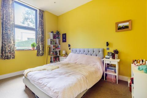 1 bedroom apartment for sale, Camberwell Station Road, London, Greater London