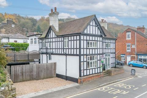 5 bedroom detached house for sale, Derby Road, Ambergate