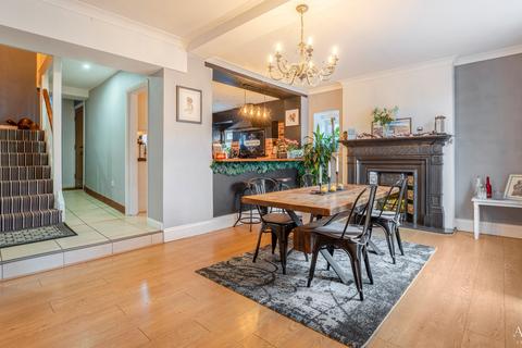 5 bedroom detached house for sale, Derby Road, Ambergate
