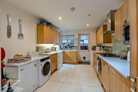 4 Adeane Road, Chalgrove, Oxford, OX44 7TQ