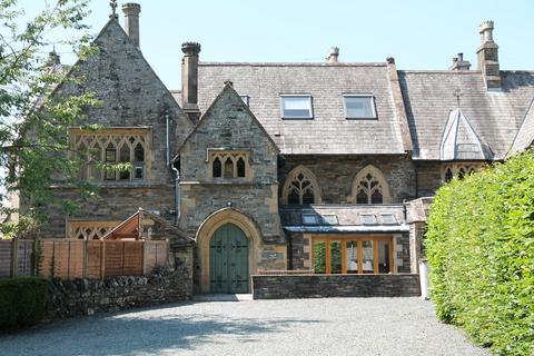 4 bedroom manor house to rent, Oakland Hall, 2 Oakland, Carriage Drive, Windermere, Cumbria, LA23 1SA