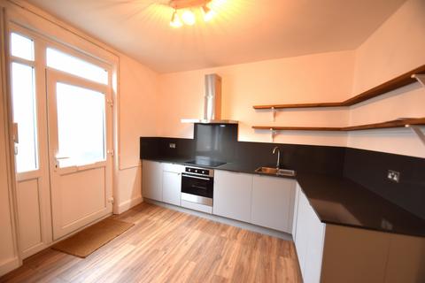 3 bedroom maisonette to rent, Leigh-on-Sea SS9