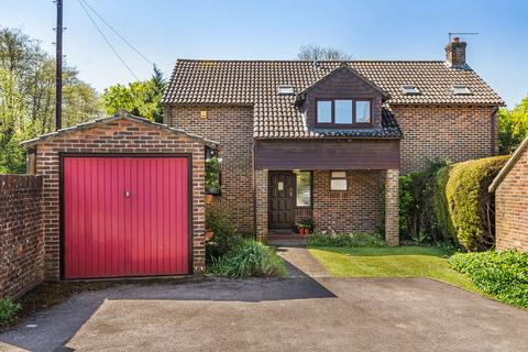 4 bedroom detached house for sale, Thakeham - vacant possession