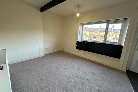 1 bedroom cottage to rent, Mason Square, Ovenden, Halifax