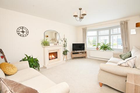 4 bedroom detached house for sale, Daleside Avenue, Harrogate