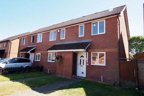 2 bedroom semi-detached house to rent, Banister Way, Norfolk NR18