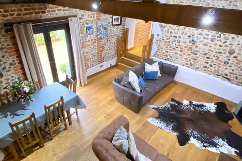 2 bedroom barn conversion for sale, Station Road, Holt NR25