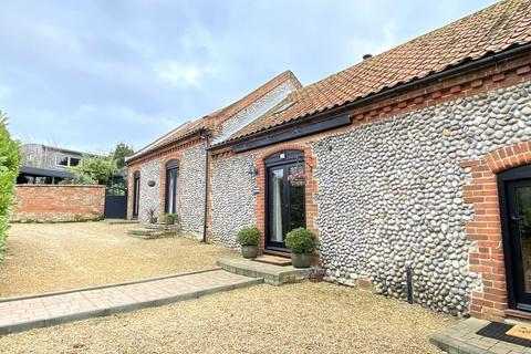 2 bedroom barn conversion for sale, Station Road, Holt NR25