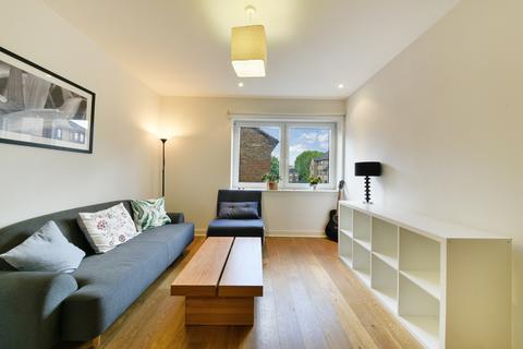 1 bedroom apartment to rent, Forge Square, Isle Of Dogs, London E14