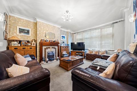 4 bedroom semi-detached house for sale, Salcott Road, Beddington