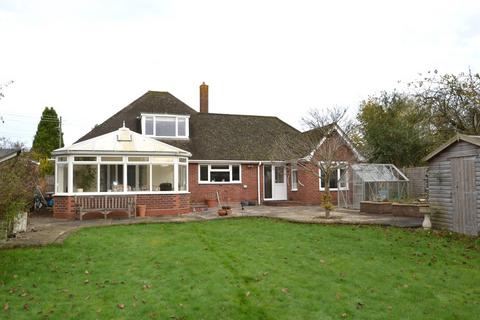 4 bedroom detached bungalow for sale, Newport Road, Gnosall