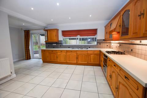 5 bedroom detached house for sale, Oaktree Drive, Loggerheads