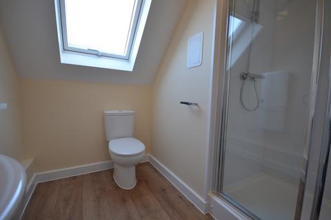 Studio to rent, Bournemouth Road, Poole