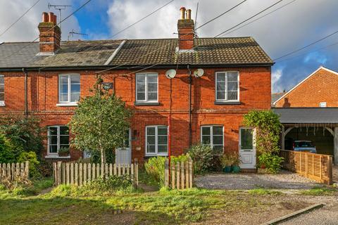 2 bedroom terraced house to rent, Brambridge, Colden Common