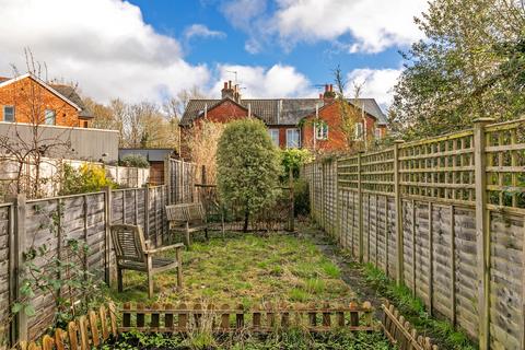 2 bedroom terraced house to rent, Brambridge, Colden Common