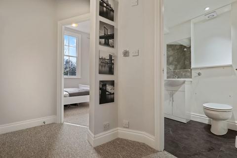 1 bedroom apartment for sale, Old Kent Road, London