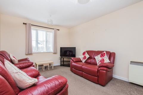 2 bedroom ground floor flat for sale, Rectory Gardens, Irthlingborough NN9