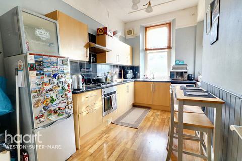 2 bedroom flat for sale, Arundell Road, Weston-Super-Mare