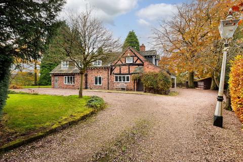 4 bedroom detached house for sale, Dooleys Lane, Wilmslow, SK9