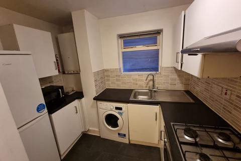 3 bedroom flat to rent, Anson Road, Willesden Green, NW2