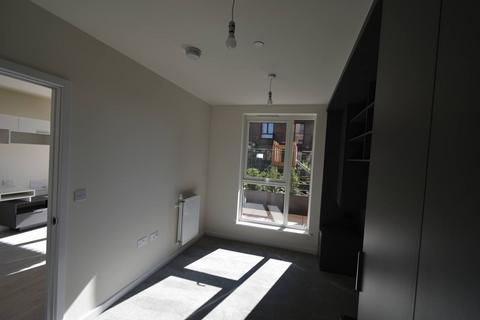 1 bedroom flat to rent, Hargrave Drive, HA1